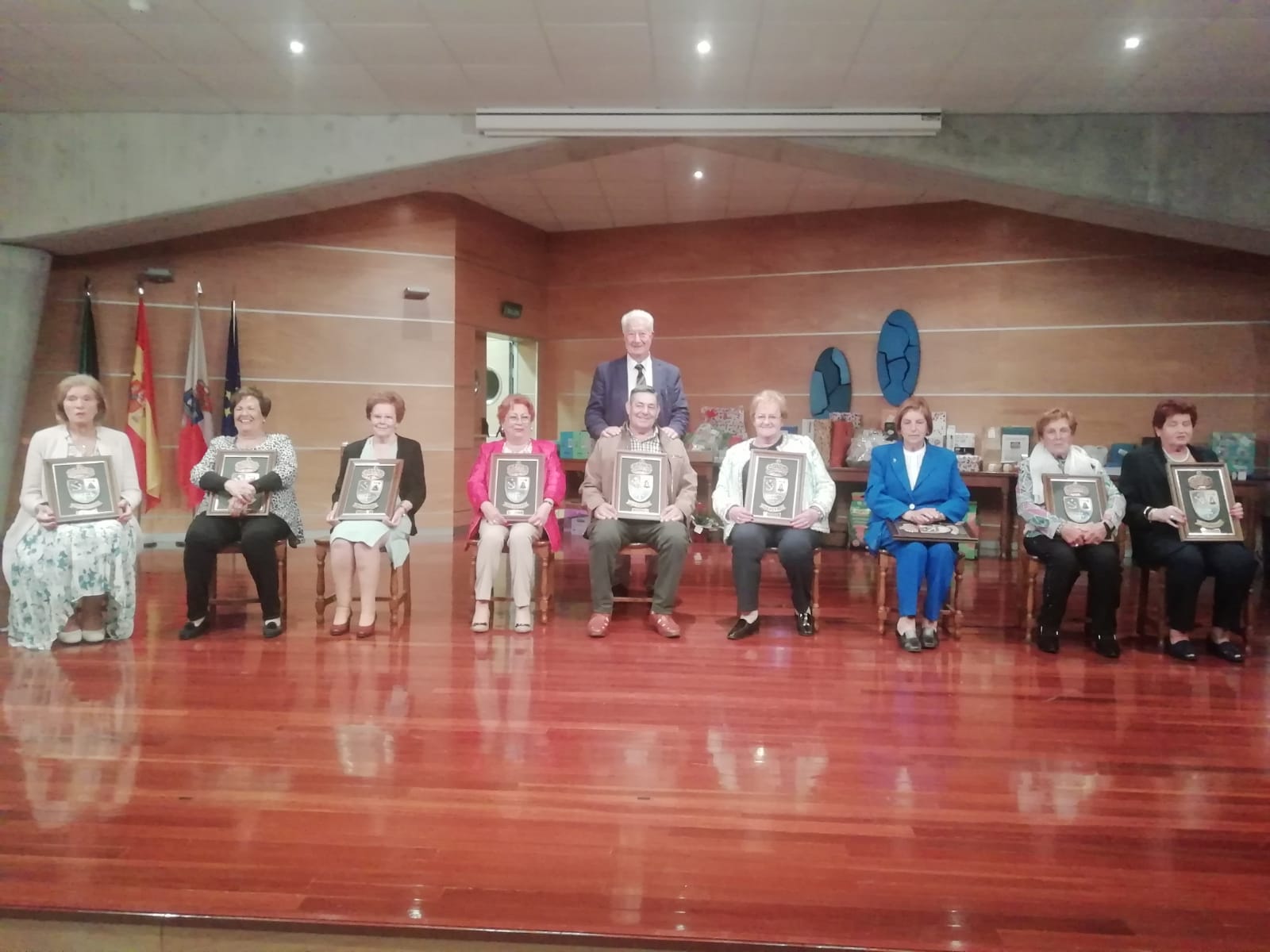 Homenaje Mayores